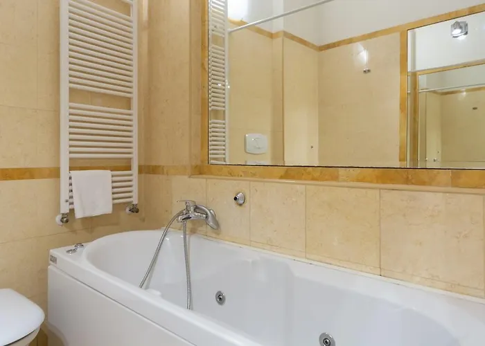 Bolognaroomscom - Santo Stefano Appartement *