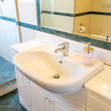 Bolognaroomscom - Santo Stefano *