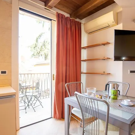 Bolognaroomscom - Santo Stefano *