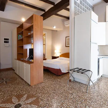 Bolognaroomscom - Santo Stefano Appartement *