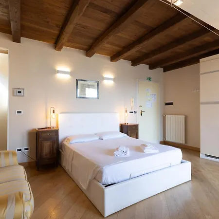 Bolognaroomscom - Santo Stefano Appartement *