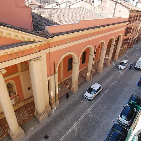 Bolognaroomscom - Santo Stefano דירה *