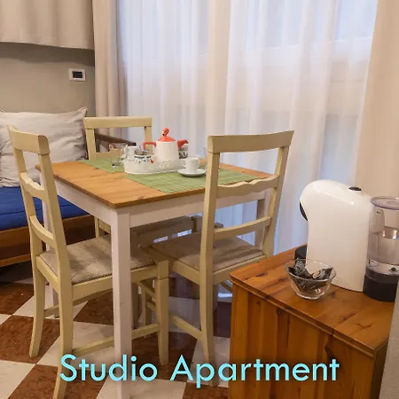 Bolognaroomscom - Santo Stefano アパート *