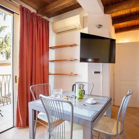 Apartment Santo Stefano *