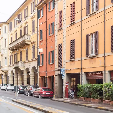 Santo Stefano Apartment *